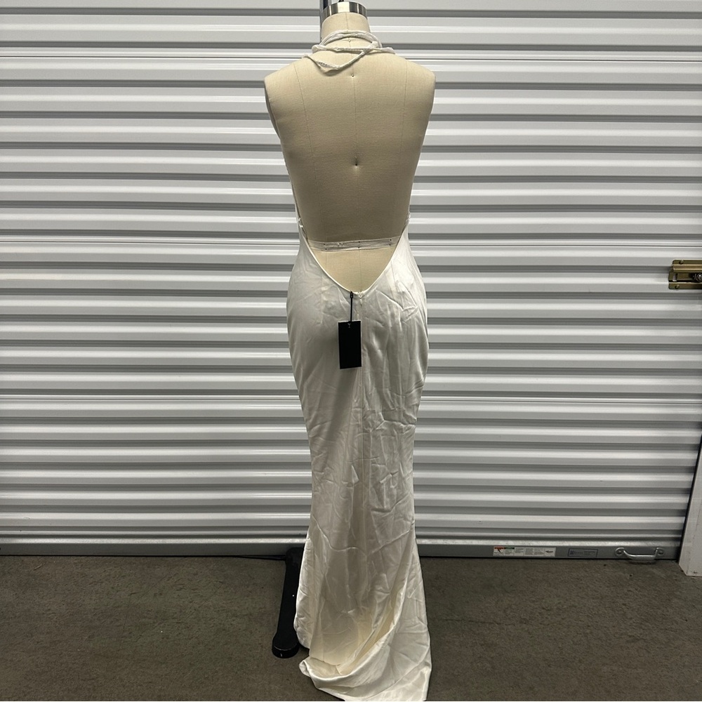 Retrofete Eve Crystal Halter Low Back Maxi Gown White - Picture 5 of 9